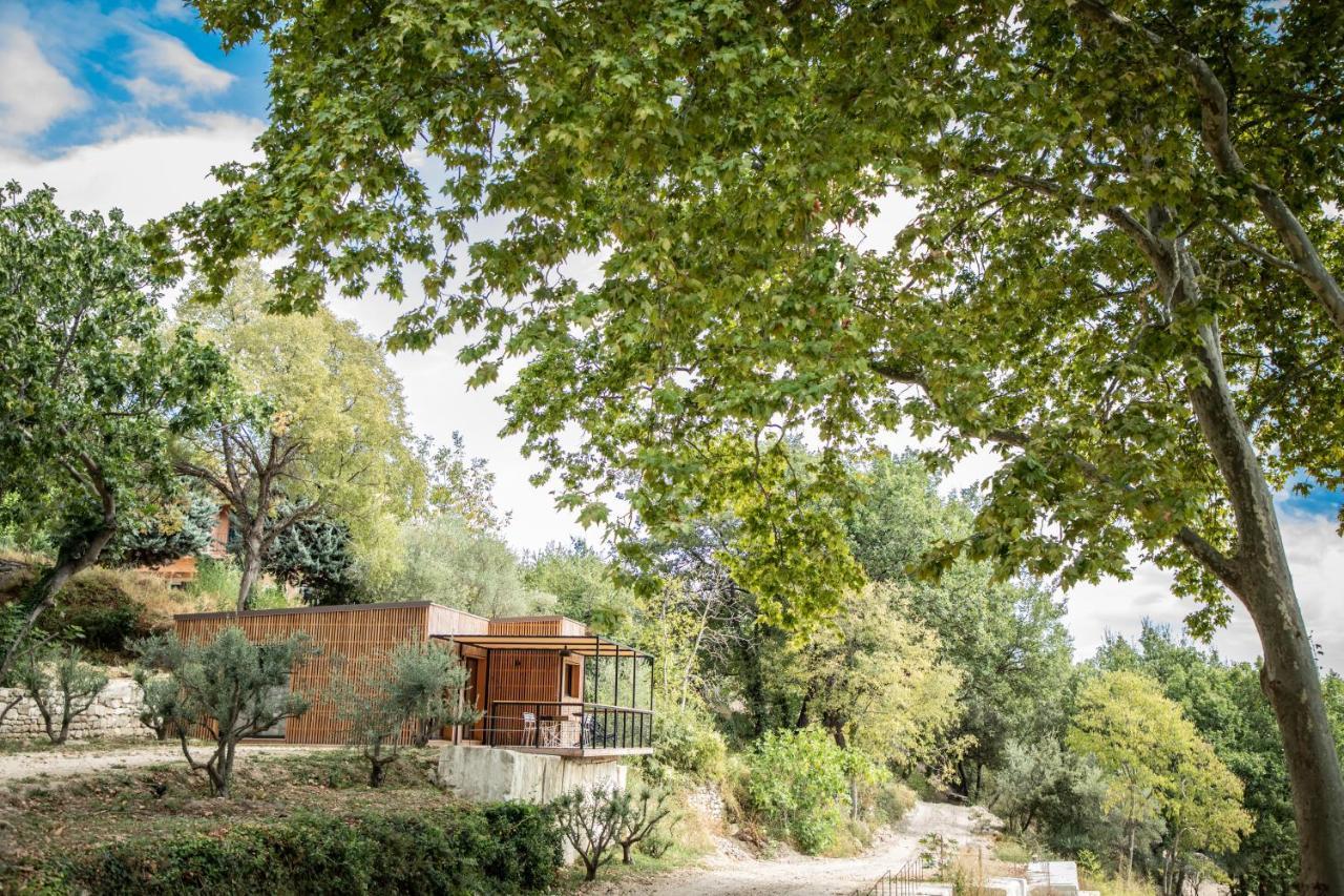 Les Cabanes De La Fontaine Лакост Екстериор снимка