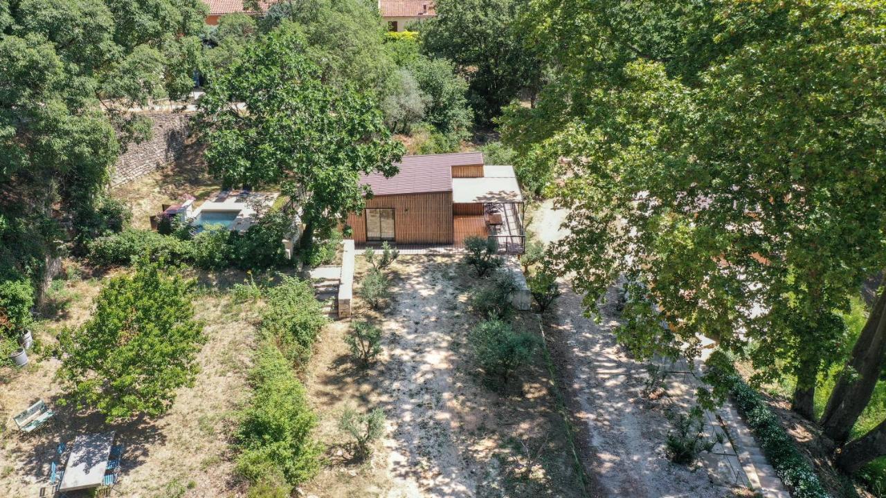 Les Cabanes De La Fontaine Лакост Екстериор снимка