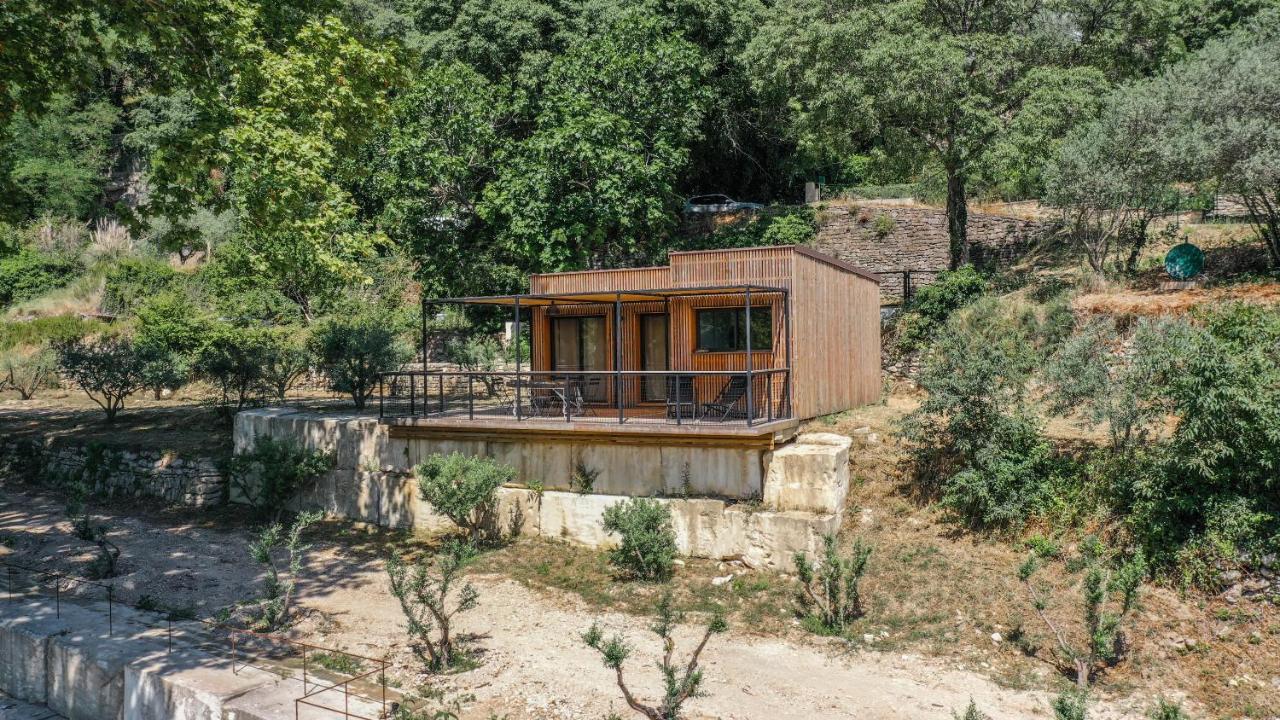 Les Cabanes De La Fontaine Лакост Екстериор снимка
