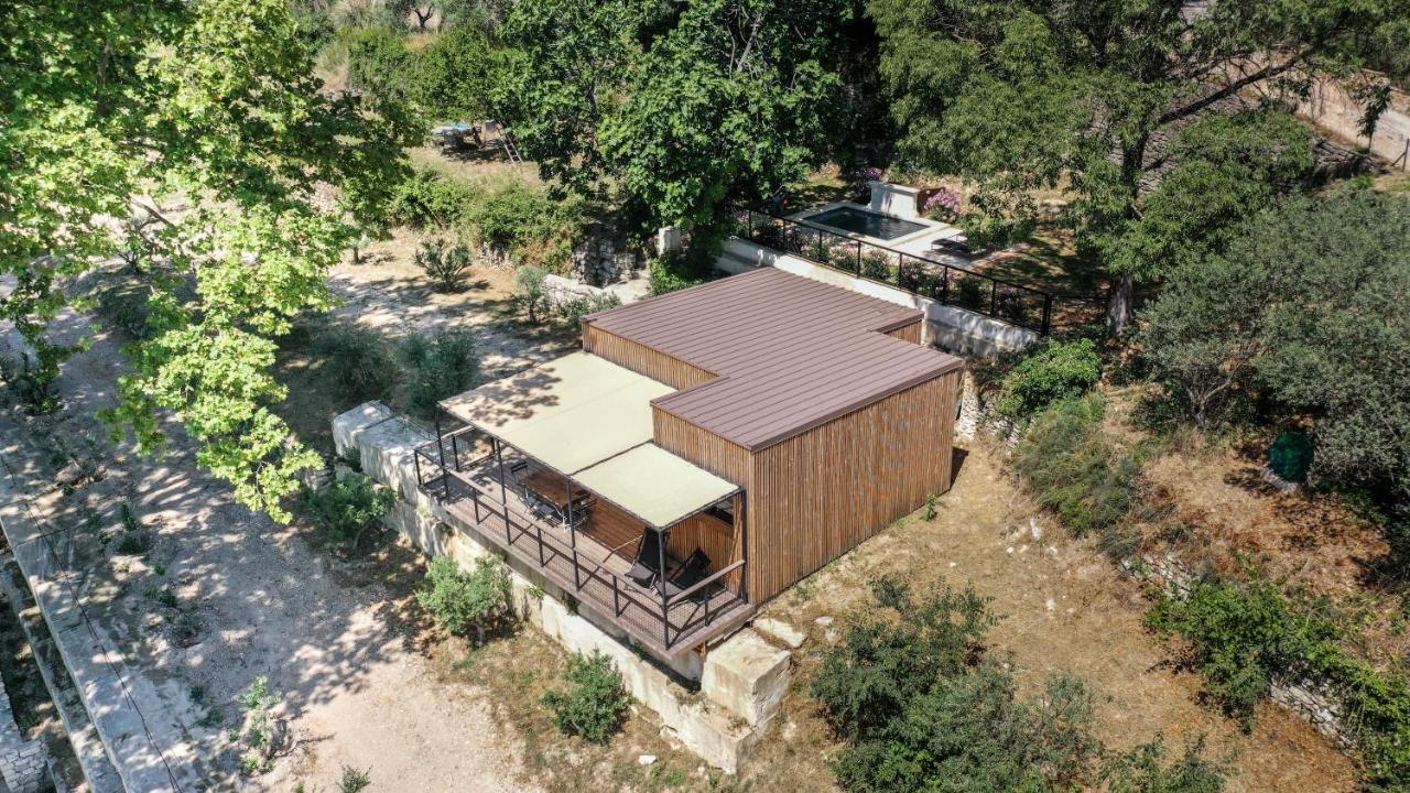 Les Cabanes De La Fontaine Лакост Екстериор снимка